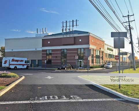 Source URL: https://cdnsc.rentcafe.com/dmslivecafe/3/1066919/1066919-1-5.jpg?width=-1&height=385&quality=80