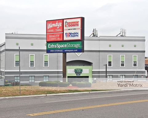 Source URL: https://cdnsc.rentcafe.com/dmslivecafe/3/1066923/1066923-1-2.jpg?width=-1&height=385&quality=80