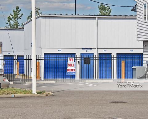 Source URL: https://cdnsc.rentcafe.com/dmslivecafe/3/1066930/1066930-1-3.jpg?width=-1&height=385&quality=80