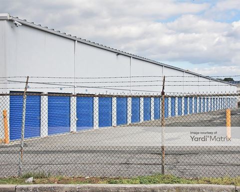 Source URL: https://cdnsc.rentcafe.com/dmslivecafe/3/1066930/1066930-1-5.jpg?width=-1&height=385&quality=80