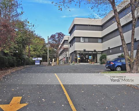 Source URL: https://cdnsc.rentcafe.com/dmslivecafe/3/1066931/1066931-1-3.jpg?width=-1&height=385&quality=80