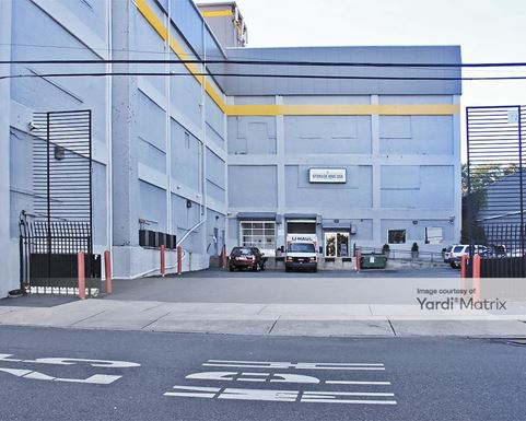 Source URL: https://cdnsc.rentcafe.com/dmslivecafe/3/1066932/1066932-1-4.jpg?width=-1&height=385&quality=80