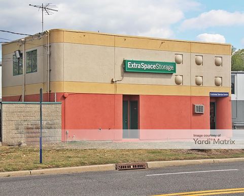 Source URL: https://cdnsc.rentcafe.com/dmslivecafe/3/1066944/1066944-1-3.jpg?width=-1&height=385&quality=80