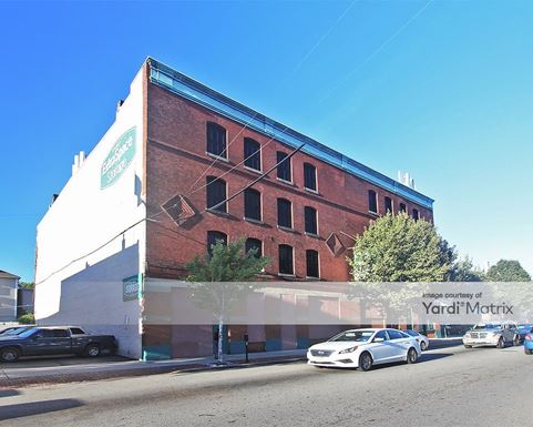 Source URL: https://cdnsc.rentcafe.com/dmslivecafe/3/1066947/1066947-1-5.jpg?width=-1&height=385&quality=80