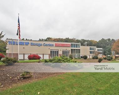 Storage Units for Rent available at 305 Eisenhower Pkwy, Livingston, NJ 07039