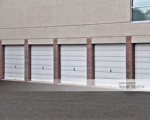 Source URL: https://cdnsc.rentcafe.com/dmslivecafe/3/1066948/1066948-1-5.jpg?width=-1&height=385&quality=80