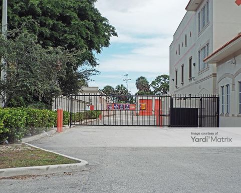 Source URL: https://cdnsc.rentcafe.com/dmslivecafe/3/1066954/1066954-1-5.jpg?width=-1&height=385&quality=80