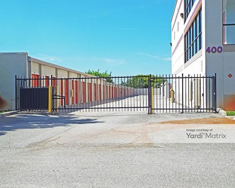 Source URL: https://cdnsc.rentcafe.com/dmslivecafe/3/1066958/1066958-1-3.jpg?width=-1&height=385&quality=80