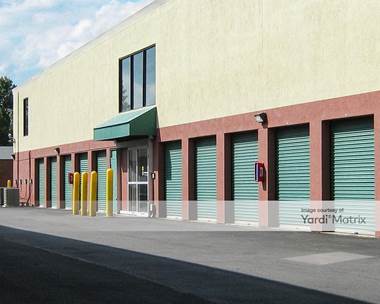 Storage Units for Rent available at 2820 Hollywood Road, Falls Church, VA 22043