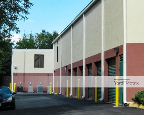 Source URL: https://cdnsc.rentcafe.com/dmslivecafe/3/1067003/1067003-1-5.jpg?width=-1&height=385&quality=80