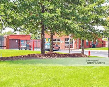 Storage Units for Rent available at 13721 Wall Road, Herndon, VA 20171