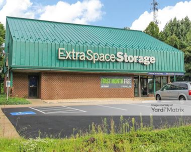 Storage Units for Rent available at 2995 Richmond Hwy, Stafford, VA 22554