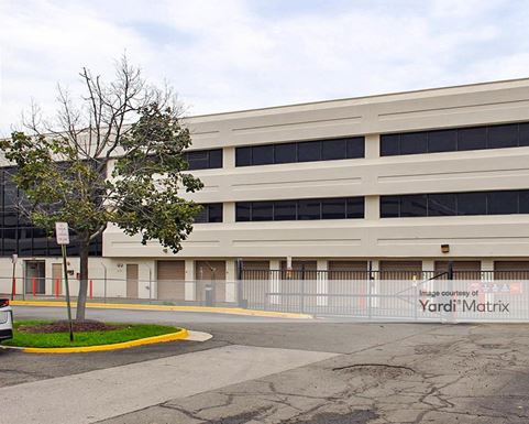 Source URL: https://cdnsc.rentcafe.com/dmslivecafe/3/1067018/1067018-1-3.jpg?width=-1&height=385&quality=80