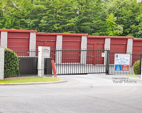 Source URL: https://cdnsc.rentcafe.com/dmslivecafe/3/1067023/1067023-1-6.jpg?width=-1&height=385&quality=80