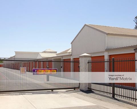 Source URL: https://cdnsc.rentcafe.com/dmslivecafe/3/1067065/1067065-1-5.jpg?width=-1&height=385&quality=80