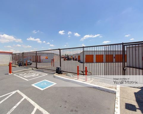 Source URL: https://cdnsc.rentcafe.com/dmslivecafe/3/1067066/1067066-1-6.jpg?width=-1&height=385&quality=80