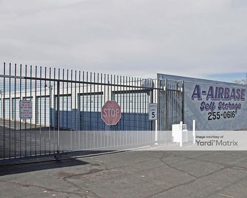 Source URL: https://cdnsc.rentcafe.com/dmslivecafe/3/1067117/1067117-1-5.jpg?width=-1&height=385&quality=80