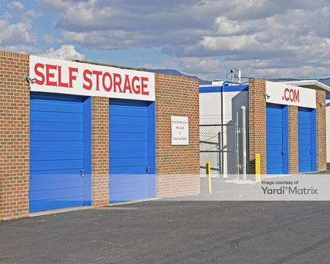 Source URL: https://cdnsc.rentcafe.com/dmslivecafe/3/1067123/1067123-1-3.jpg?width=-1&height=385&quality=80