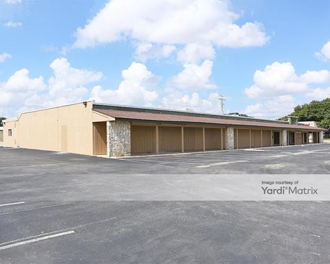 Source URL: https://cdnsc.rentcafe.com/dmslivecafe/3/1067127/1067127-1-6.jpg?width=-1&height=385&quality=80