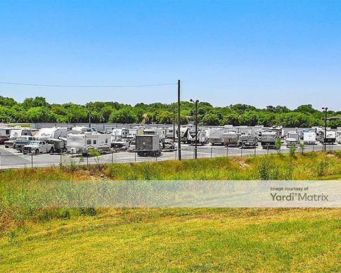 Source URL: https://cdnsc.rentcafe.com/dmslivecafe/3/1067142/1067142-1-2.jpg?width=-1&height=385&quality=80