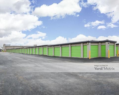 Source URL: https://cdnsc.rentcafe.com/dmslivecafe/3/1067146/1067146-1-3.jpg?width=-1&height=385&quality=80