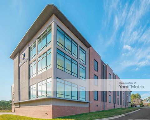 Source URL: https://cdnsc.rentcafe.com/dmslivecafe/3/1067152/1067152-1-2.jpg?width=-1&height=385&quality=80