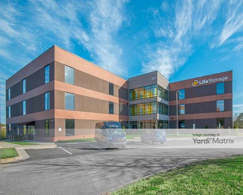 Source URL: https://cdnsc.rentcafe.com/dmslivecafe/3/1067152/1067152-1-3.jpg?width=-1&height=385&quality=80