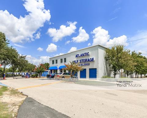 Source URL: https://cdnsc.rentcafe.com/dmslivecafe/3/1067183/1067183-1-5.jpg?width=-1&height=385&quality=80