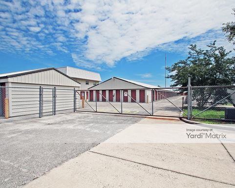 Source URL: https://cdnsc.rentcafe.com/dmslivecafe/3/1067194/1067194-1-2.jpg?width=-1&height=385&quality=80