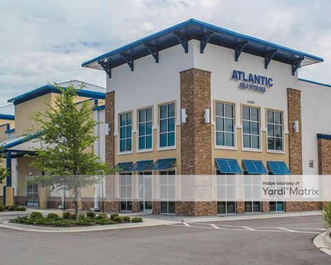 Source URL: https://cdnsc.rentcafe.com/dmslivecafe/3/1067210/1067210-1-4.jpg?width=-1&height=385&quality=80