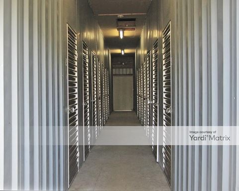 Source URL: https://cdnsc.rentcafe.com/dmslivecafe/3/1067214/1067214-1-3.jpg?width=-1&height=385&quality=80