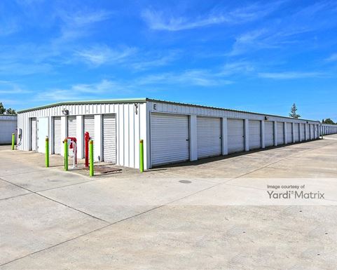 Source URL: https://cdnsc.rentcafe.com/dmslivecafe/3/1067240/1067240-1-3.jpg?width=-1&height=385&quality=80