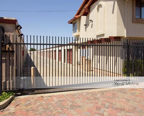 Source URL: https://cdnsc.rentcafe.com/dmslivecafe/3/1067279/1067279-1-4.jpg?width=-1&height=385&quality=80