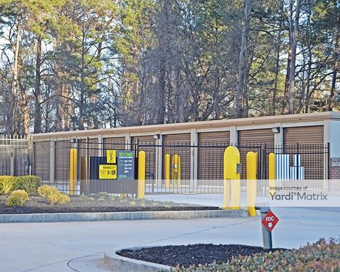 Source URL: https://cdnsc.rentcafe.com/dmslivecafe/3/1067303/1067303-1-4.jpg?width=-1&height=385&quality=80