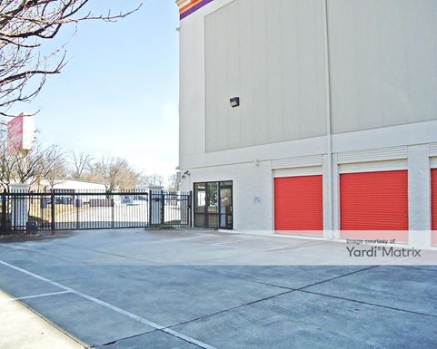 Source URL: https://cdnsc.rentcafe.com/dmslivecafe/3/1067305/1067305-1-4.jpg?width=-1&height=385&quality=80