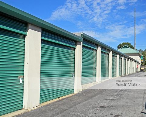 Source URL: https://cdnsc.rentcafe.com/dmslivecafe/3/1067309/1067309-1-4.jpg?width=-1&height=385&quality=80