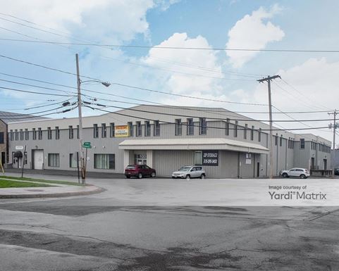 Source URL: https://cdnsc.rentcafe.com/dmslivecafe/3/1067317/1067317-1-2.jpg?width=-1&height=385&quality=80