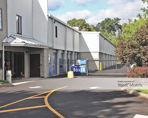 Source URL: https://cdnsc.rentcafe.com/dmslivecafe/3/1067322/1067322-1-2.jpg?width=-1&height=385&quality=80