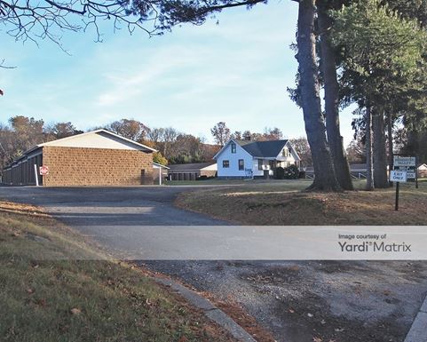 Source URL: https://cdnsc.rentcafe.com/dmslivecafe/3/1067327/1067327-1-2.jpg?width=-1&height=385&quality=80