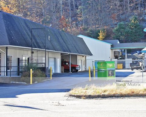 Source URL: https://cdnsc.rentcafe.com/dmslivecafe/3/1067331/1067331-1-5.jpg?width=-1&height=385&quality=80