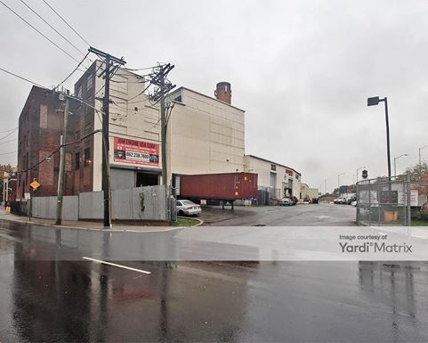 Source URL: https://cdnsc.rentcafe.com/dmslivecafe/3/1067332/1067332-1-2.jpg?width=-1&height=385&quality=80