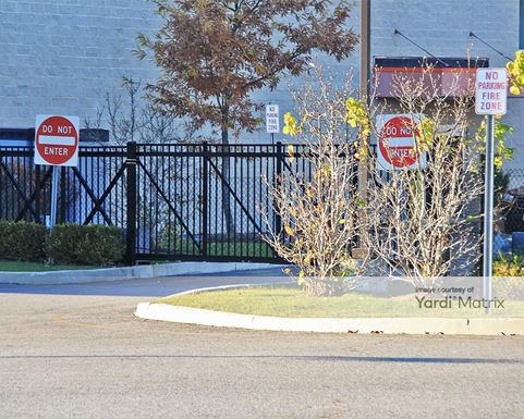 Source URL: https://cdnsc.rentcafe.com/dmslivecafe/3/1067343/1067343-1-4.jpg?width=-1&height=385&quality=80