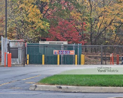 Source URL: https://cdnsc.rentcafe.com/dmslivecafe/3/1067349/1067349-1-3.jpg?width=-1&height=385&quality=80