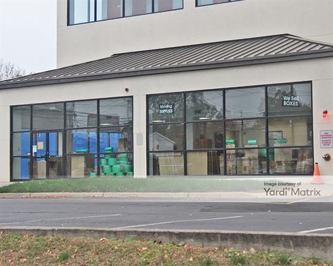 Source URL: https://cdnsc.rentcafe.com/dmslivecafe/3/1067349/1067349-1-4.jpg?width=-1&height=385&quality=80