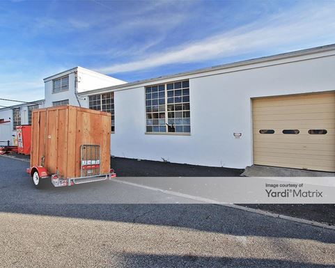 Source URL: https://cdnsc.rentcafe.com/dmslivecafe/3/1067356/1067356-1-3.jpg?width=-1&height=385&quality=80