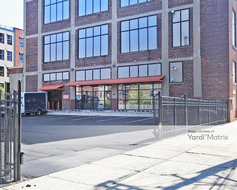 Source URL: https://cdnsc.rentcafe.com/dmslivecafe/3/1067359/1067359-1-2.jpg?width=-1&height=385&quality=80