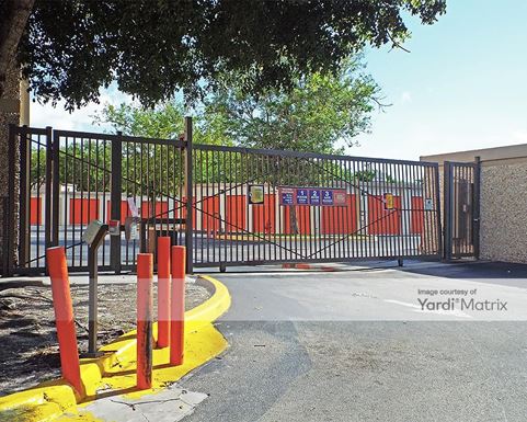 Source URL: https://cdnsc.rentcafe.com/dmslivecafe/3/1067383/1067383-1-3.jpg?width=-1&height=385&quality=80