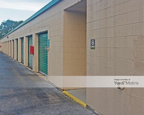 Source URL: https://cdnsc.rentcafe.com/dmslivecafe/3/1067389/1067389-1-4.jpg?width=-1&height=385&quality=80