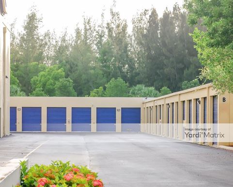 Source URL: https://cdnsc.rentcafe.com/dmslivecafe/3/1067400/1067400-1-2.jpg?width=-1&height=385&quality=80