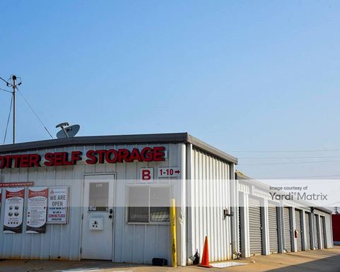 Source URL: https://cdnsc.rentcafe.com/dmslivecafe/3/1067405/1067405-1-3.jpg?width=-1&height=385&quality=80